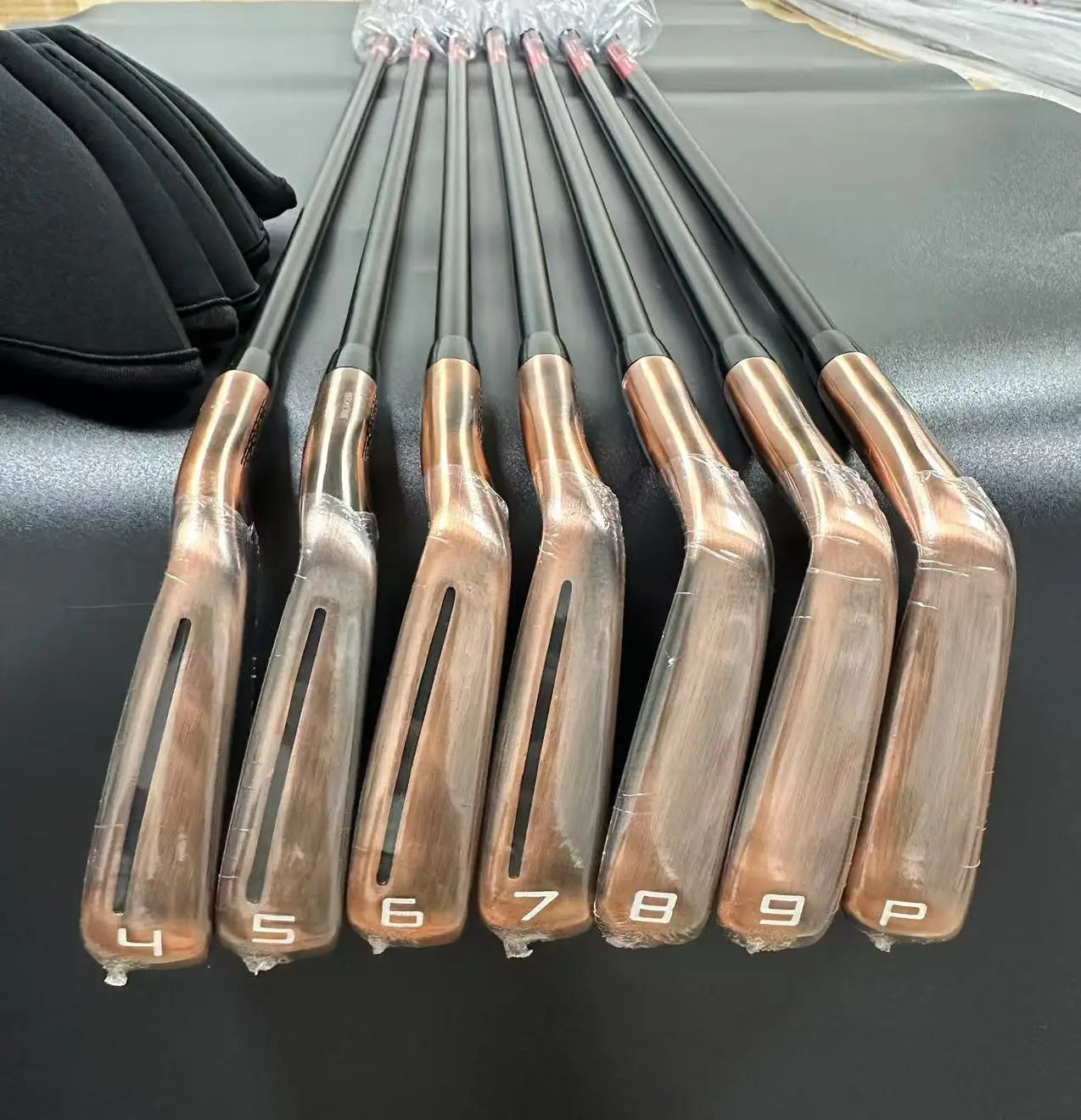 New Brand Golf Irons Copper Color Set P 790 456789p with Shaft and Grip P790 Golf Club Iron set 8pcs Head Cover Free Shipping