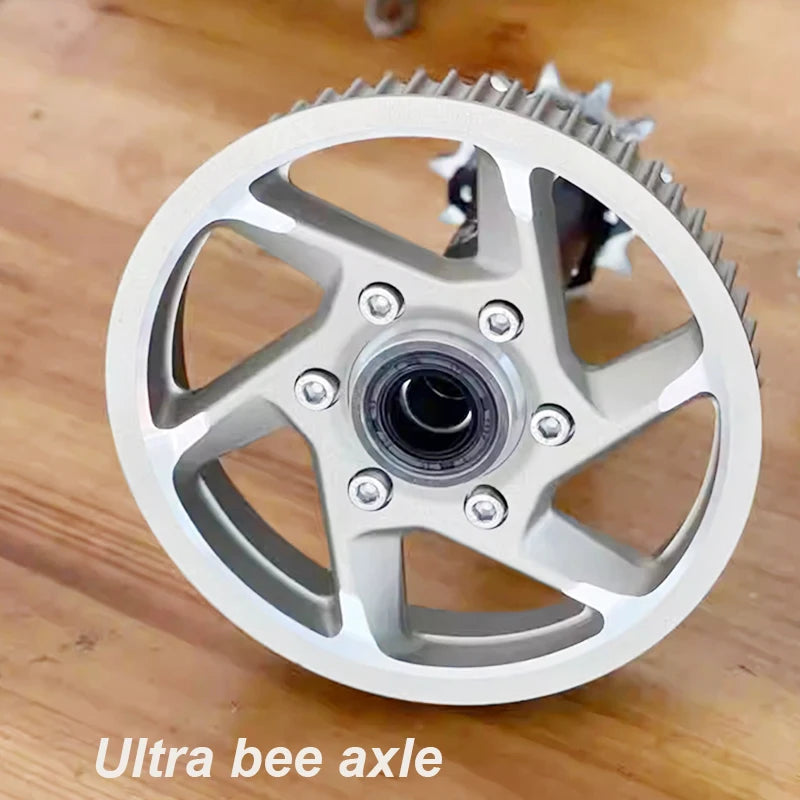 SURRON Ultra bee Genuine OEM Screws Brake Disc bolts /Sprocket bolts Anti-loosening and anti-vibration fastening bolts for UB