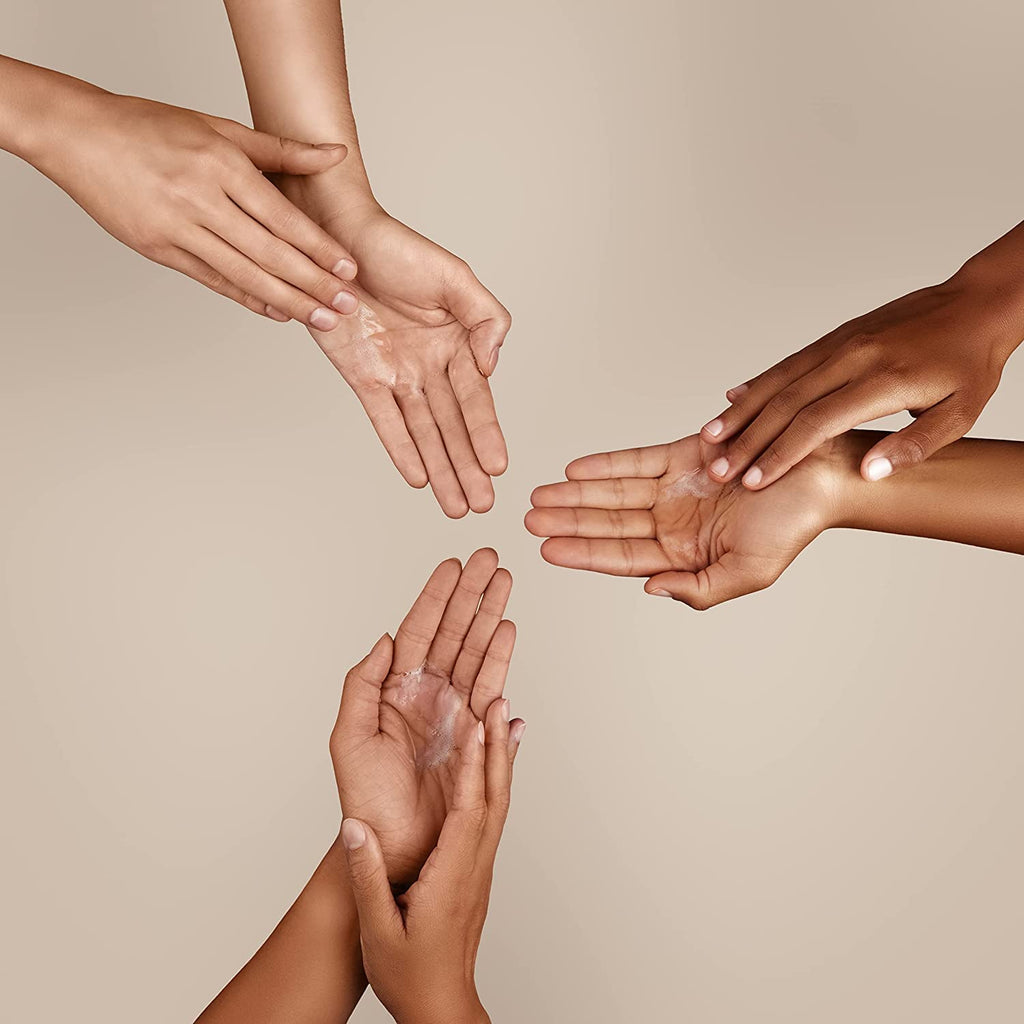 Amazon Basics Gentle & Mild Clear Liquid Hand Soap Refill, Triclosan-Free, Dermatologist-Tested, pH Balanced, Cruelty-Free, 50 Fluid Ounces, 1-Pack (Previously Solimo)