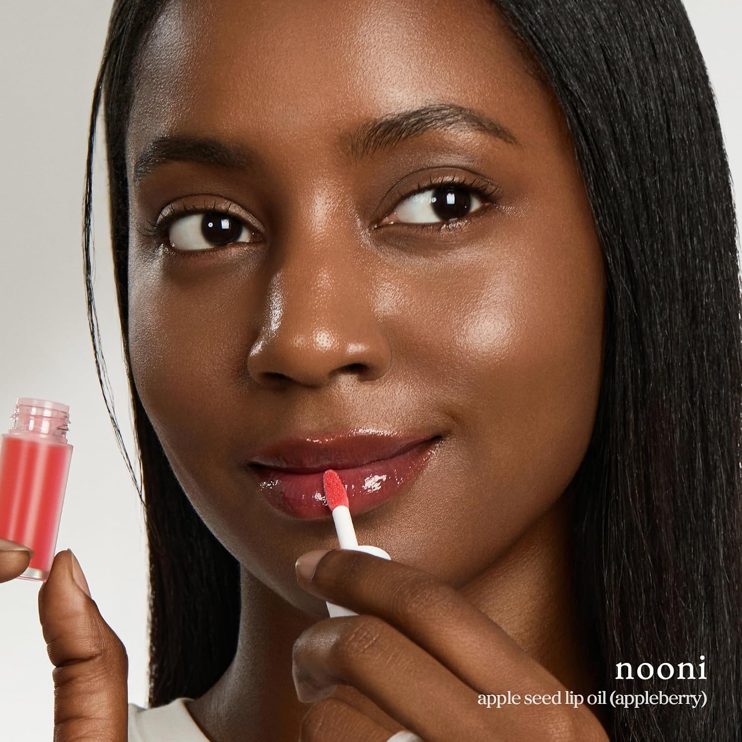 NOONI Korean Lip Oil - Appleberry - Plumping & Hydrating Tinted Lip Gloss