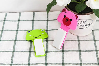 Cartoon Toilet Seat Handle Holder Sanitary Not Dirty Hand Toilet Lid Lifter Closestool Holder Toilet Lifter Bathroom Accessories